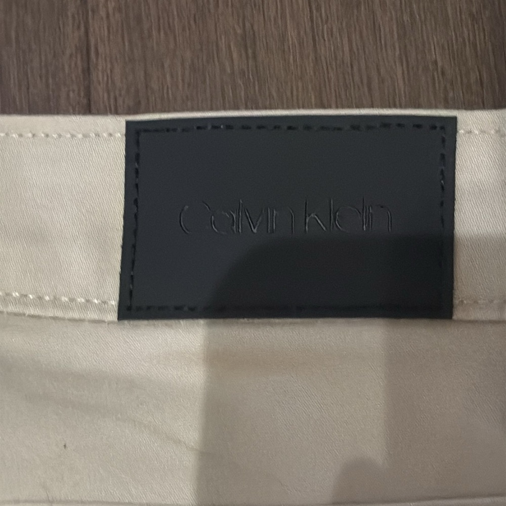 Men’s Calvin klein casual fit dress pants cream colour- 32x30 - Picture 5 of 7